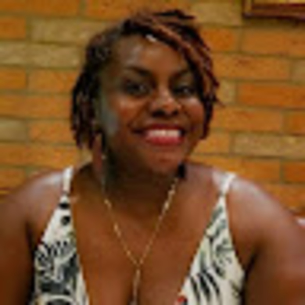 Meet your Posher, Beverly